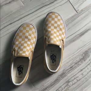 Yellow checkered vans!